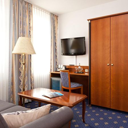 Hotel Fuer Dich Waren  Ruang foto