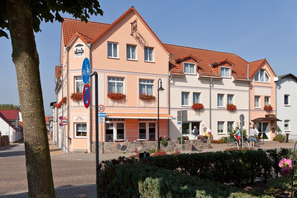 Hotel Fuer Dich Waren  Bagian luar foto