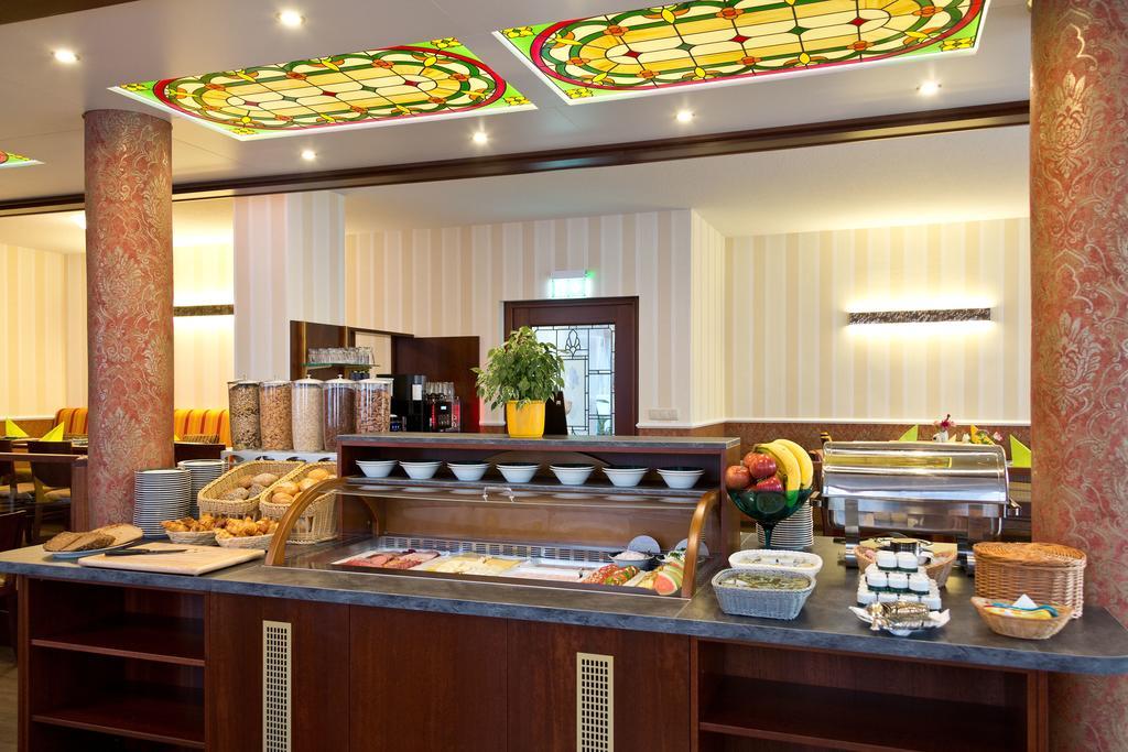 Hotel Fuer Dich Waren  Bagian luar foto