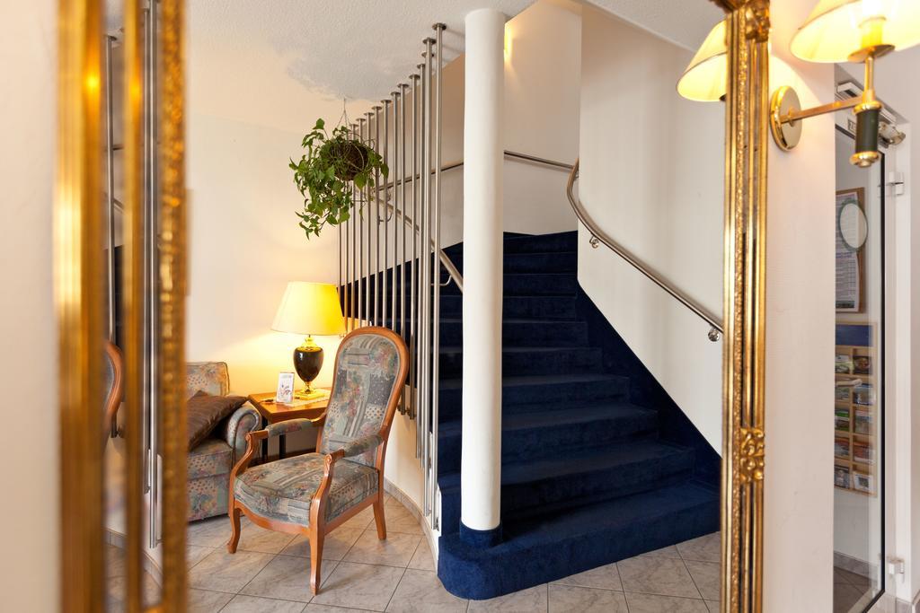 Hotel Fuer Dich Waren  Bagian luar foto