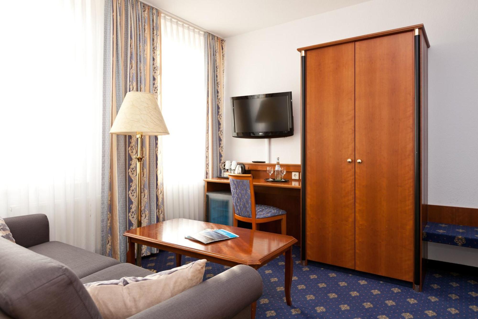 Hotel Fuer Dich Waren  Ruang foto